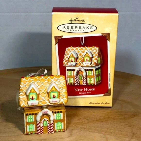 2002 Hallmark New Home Hinged Box Ornament - Picture 1 of 6